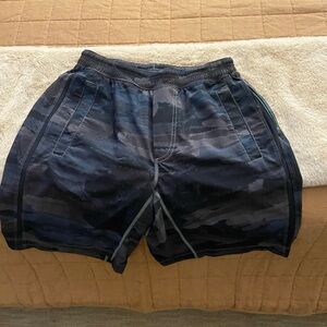 Lululemon Camouflage Athletic Shorts: Navy/Grey/Black w/ Built-In Compression